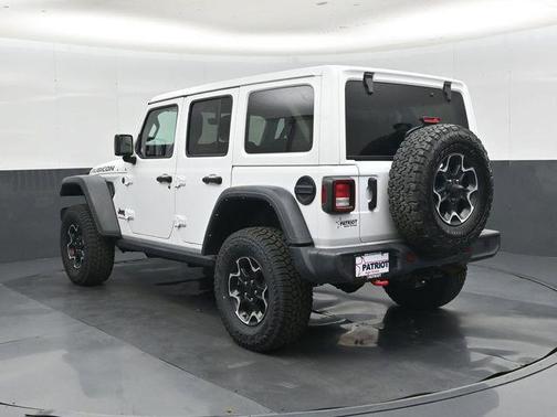 Bright White Clearcoat 2023 Jeep Wrangler Rubicon