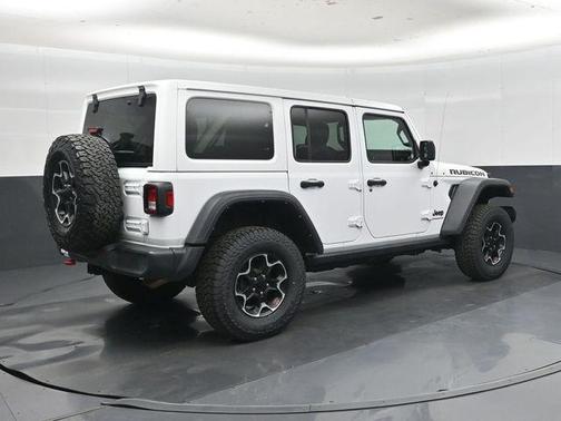 Bright White Clearcoat 2023 Jeep Wrangler Rubicon