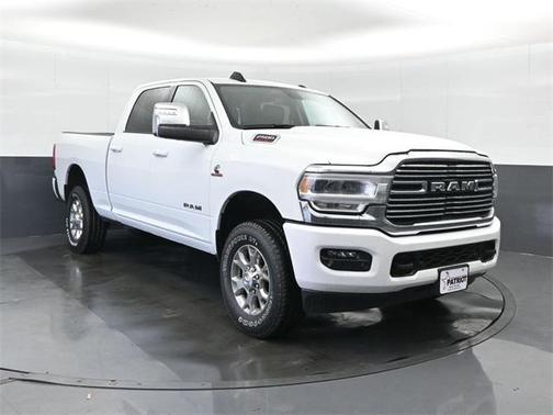 Bright White Clearcoat 2024 RAM 2500 Laramie Crew Cab 4x4 6'4' Box