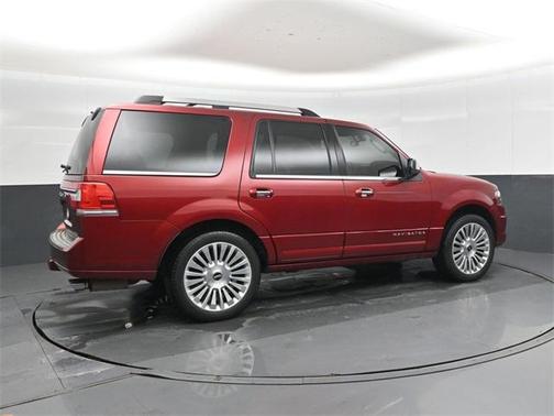 2017 Lincoln Navigator Select