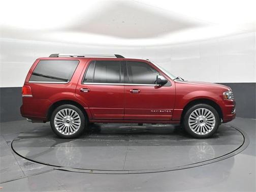 2017 Lincoln Navigator Select