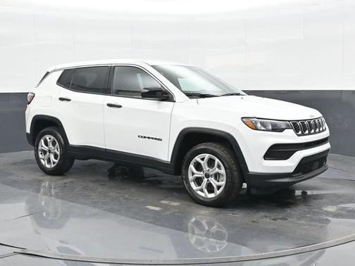 Bright White Clearcoat 2025 Jeep Compass Sport
