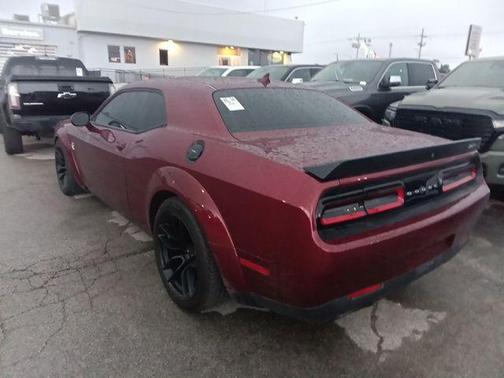 Octane Red Pearlcoat 2018 Dodge Challenger SRT Hellcat