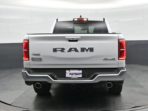 Ivory White Tri-Coat Pearlcoat 2026 RAM 1500 Longhorn