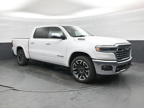 Ivory White Tri-Coat Pearlcoat 2026 RAM 1500 Longhorn