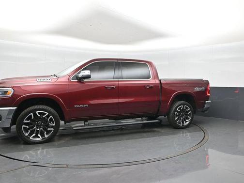 Delmonico Red Pearlcoat 2025 RAM 1500 Longhorn