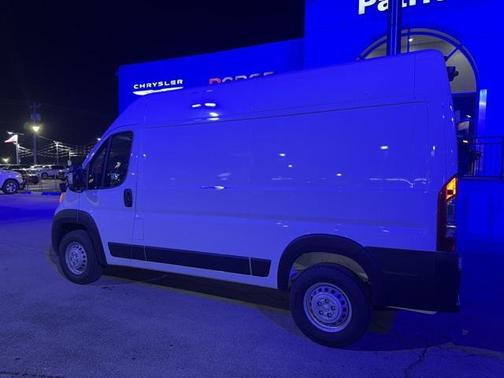 2025 RAM ProMaster 2500 Tradesman