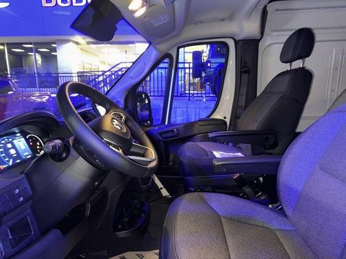 2025 RAM ProMaster 2500 Tradesman