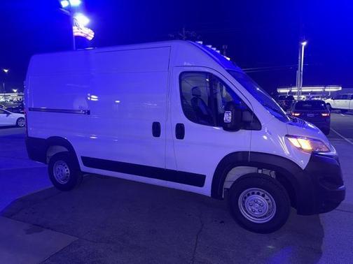 2025 RAM ProMaster 2500 Tradesman