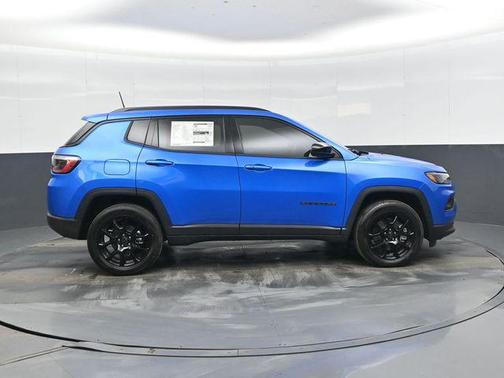 Hydro Blue Pearlcoat 2026 Jeep Compass Latitude