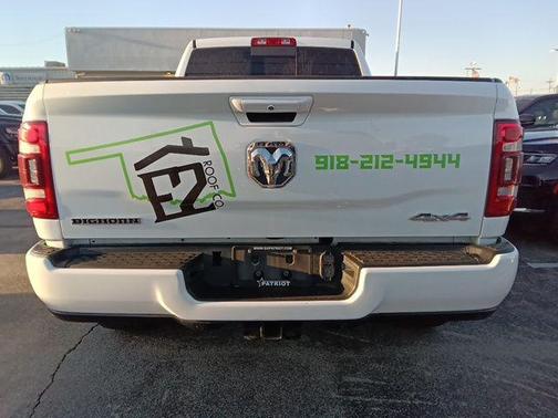 Bright White Clearcoat 2024 RAM 2500 Big Horn Crew Cab 4x4 6'4' Box