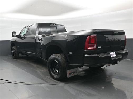 2026 RAM 3500 Big Horn Crew Cab 4x4 8' Box
