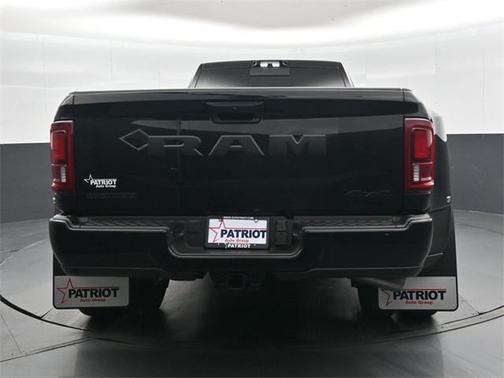 2026 RAM 3500 Big Horn Crew Cab 4x4 8' Box