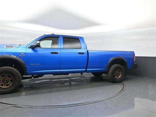 2022 RAM 3500 Tradesman Crew Cab 4x4 8' Box