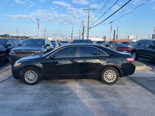 Black 2008 Toyota Camry LE