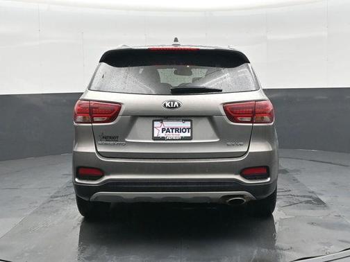 Titanium Silver 2019 Kia Sorento EX
