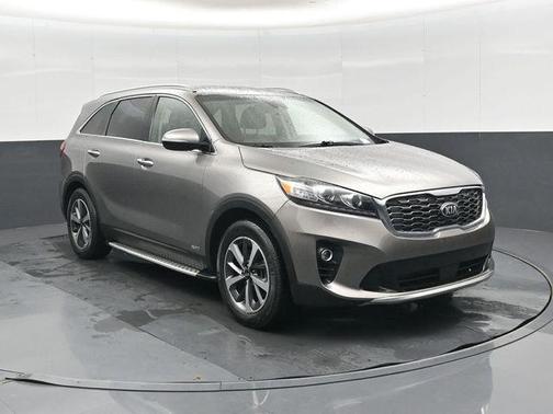 Titanium Silver 2019 Kia Sorento EX
