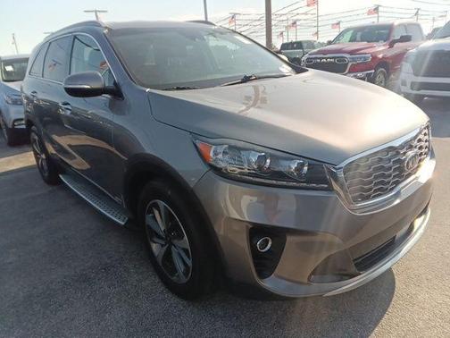 Titanium Silver 2019 Kia Sorento EX