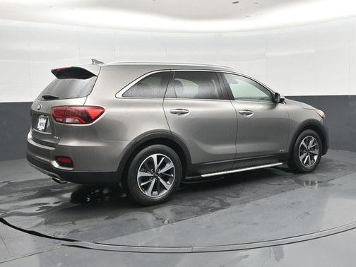 Titanium Silver 2019 Kia Sorento EX