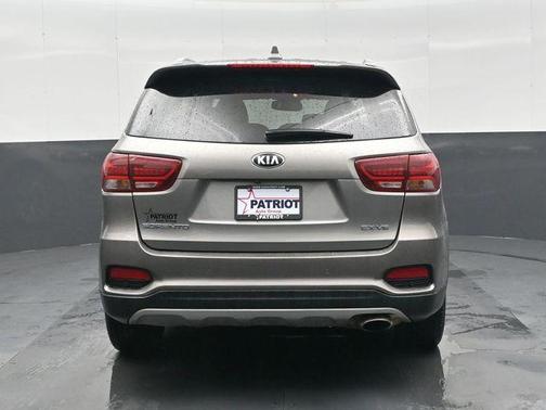 Titanium Silver 2019 Kia Sorento EX