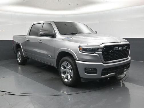 Billet Silver Metallic Clearcoat 2025 RAM 1500 Big Horn/Lone Star