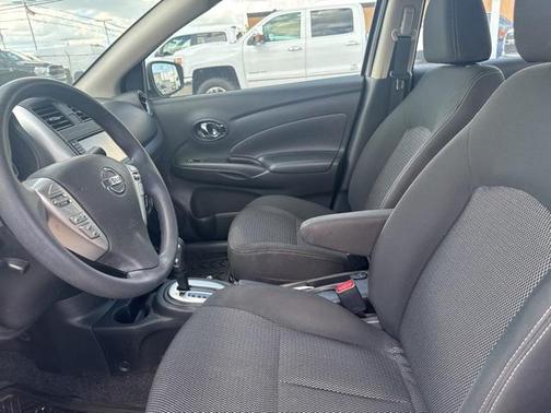 2019 Nissan Versa 1.6 SV