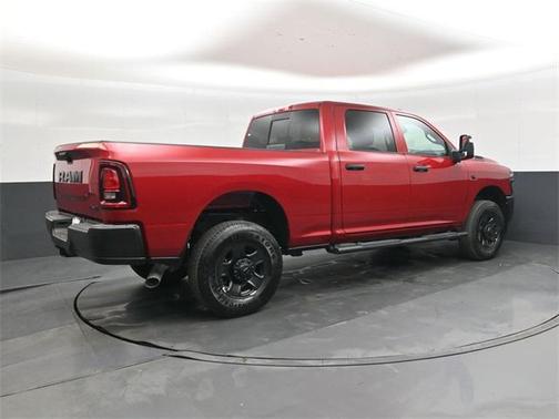 2026 RAM 2500 Tradesman Crew Cab 4x4 6'4' Box