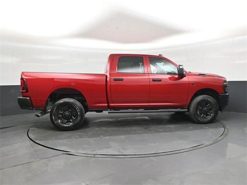 2026 RAM 2500 Tradesman Crew Cab 4x4 6'4' Box