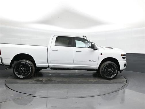 2025 RAM 2500 Laramie Crew Cab 4x4 6'4' Box