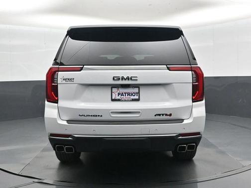 2026 GMC Yukon XL 4WD AT4