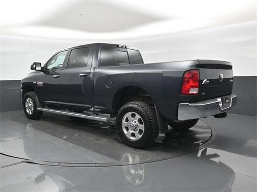 2017 RAM 2500 Big Horn Crew Cab 4x4 6'4' Box