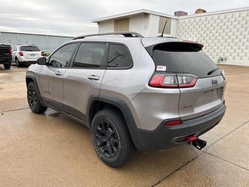 2020 Jeep Cherokee Trailhawk