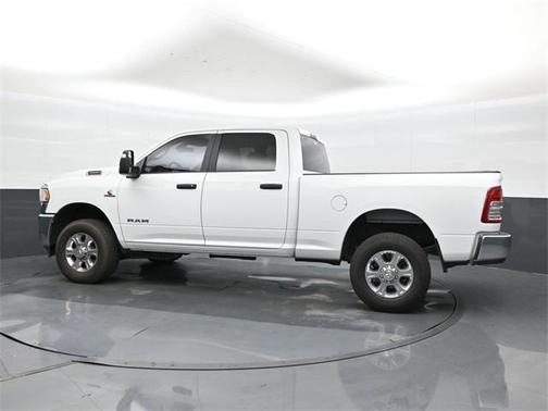 2023 RAM 3500 Big Horn Crew Cab 4x4 6'4' Box
