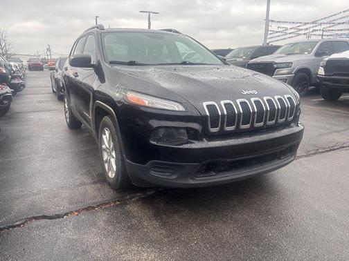 2017 Jeep Cherokee Sport