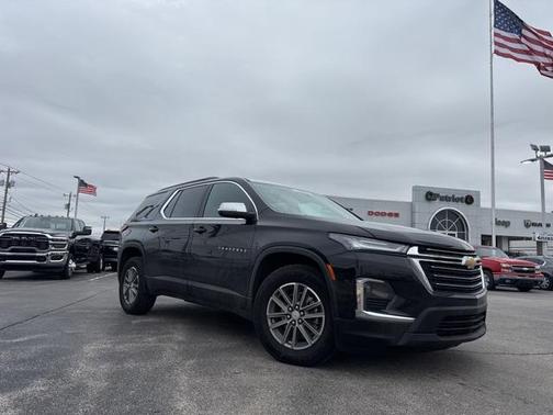 2022 Chevrolet Traverse LT Cloth