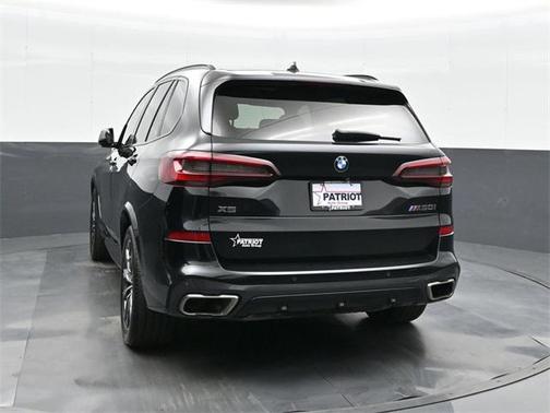 2022 BMW X5 M50i