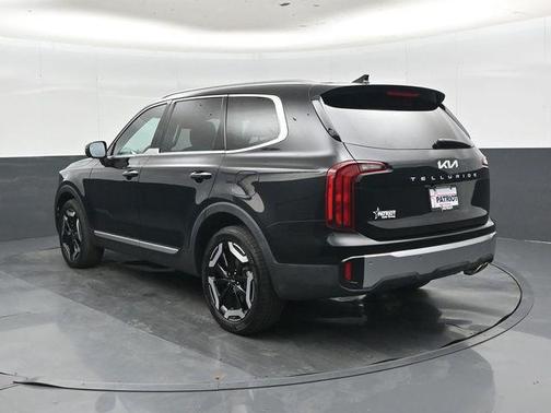 Ebony Black 2025 Kia Telluride S