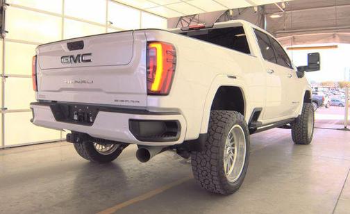 White Frost Tricoat 2024 GMC Sierra 2500 Denali Ultimate
