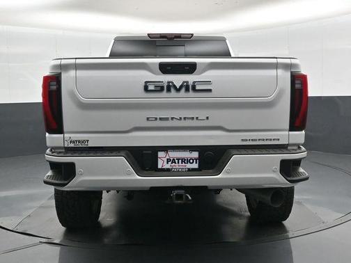 White Frost Tricoat 2024 GMC Sierra 2500 Denali Ultimate