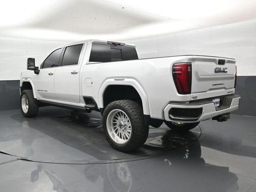 White Frost Tricoat 2024 GMC Sierra 2500 Denali Ultimate