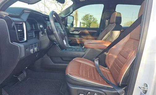 White Frost Tricoat 2024 GMC Sierra 2500 Denali Ultimate