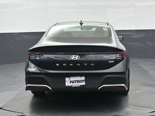 Carbon Blue 2026 Hyundai SONATA Hybrid Base