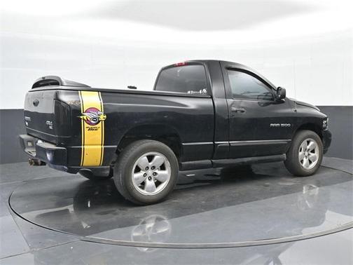 2004 Dodge Ram 1500 SLT