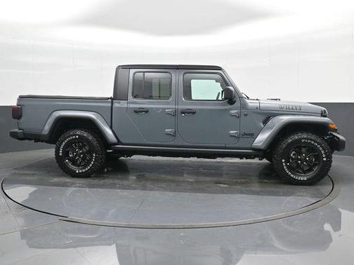 Anvil Clear Coat 2024 Jeep Gladiator Willys