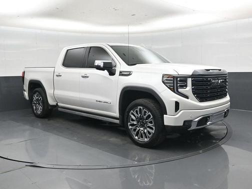 White Frost Tricoat 2023 GMC Sierra 1500 Denali Ultimate