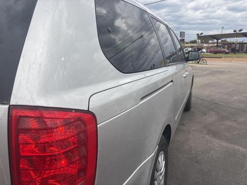 2014 Kia Sedona LX