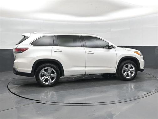2016 Toyota Highlander Limited Platinum