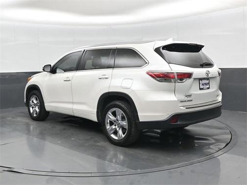 2016 Toyota Highlander Limited Platinum