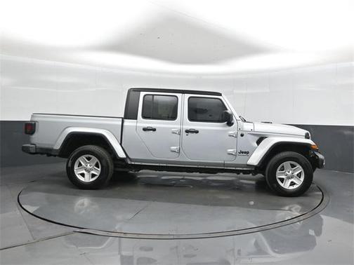 2023 Jeep Gladiator Sport S