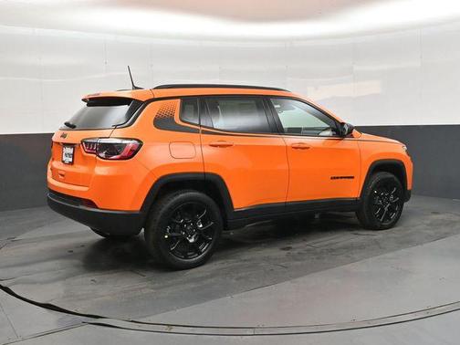 oose 2026 Jeep Compass Latitude